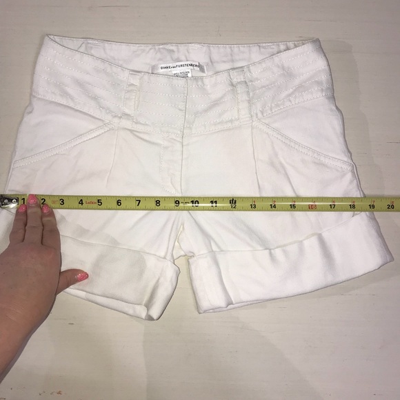 SOLD-Diane Von Furstenburg High Waist Linen Shorts - Picture 6 of 7